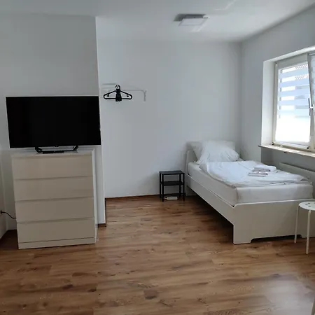 Dwk: Monteurhaus 4*