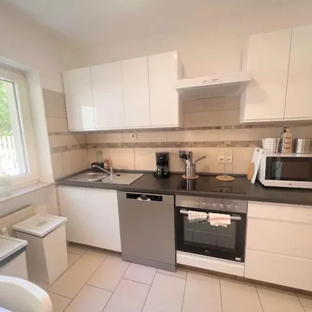 Dwk: Monteurhaus 4*