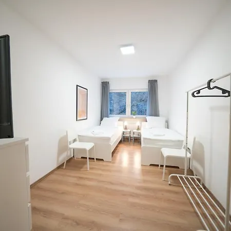 Aparthotel Dwk: Monteurhaus