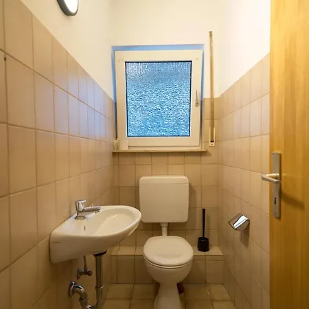Dwk: Monteurhaus Aparthotel 4*
